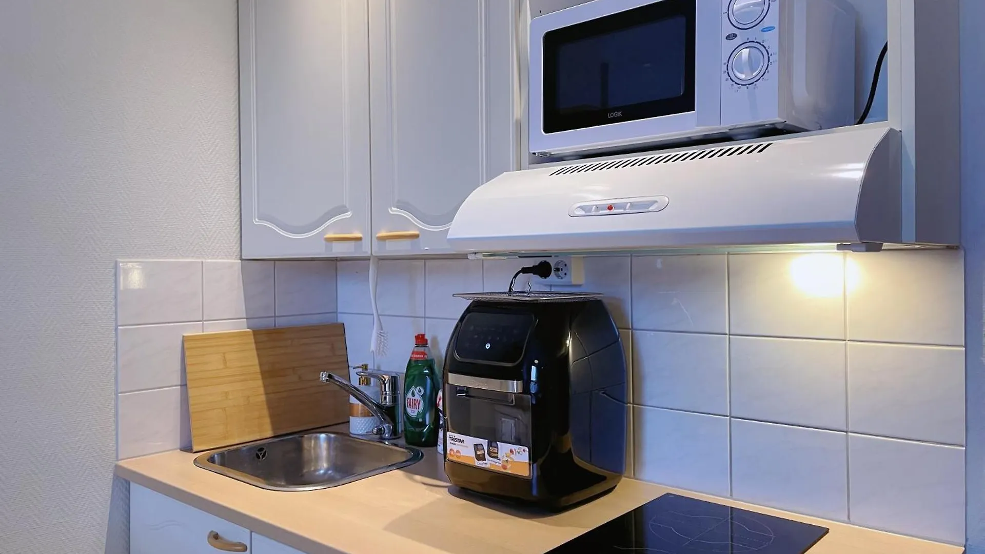 Nextdoor Host Penthouse With 24H Self Check-In Apartment Helsinki 0*,  Finland